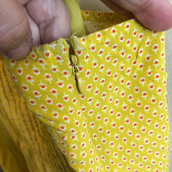 Tl xxl summer dress. Spaghetti straps, lined , zipper on side- elastic back used - Picture 3 of 9